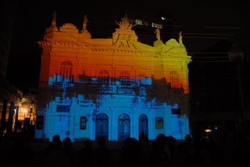 Intervenção audiovisual 3D no Teatro Carlos Gomes