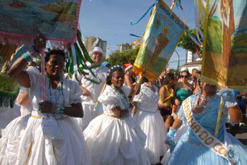 Banda de Congo Amores da Lua - Puxada do mastro de São Benedito _2010