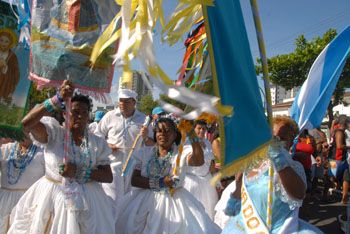 Banda de Congo Amores da Lua - Puxada do mastro de São Benedito _2010