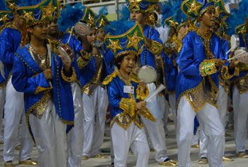Bateria da Escola de Samba Barreiros