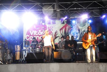 Grupo Pele Morena na Pça Costa Pereira - Carnaval 06-03-2011