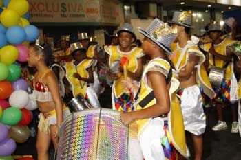 Bloco Furiosos do Samba na Avenida Jerônimo Monteiro
