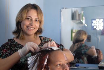 Deusiane Benevides Marvila da Silva, beneficiária do Microcrédito da Prefeitura de Vitória