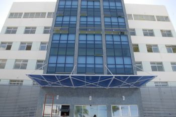 Fachada do Centro de Especialidades Médicas