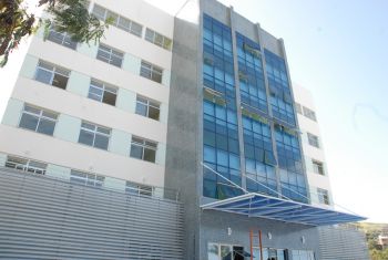 Fachada do Centro Municipal de Especialidades