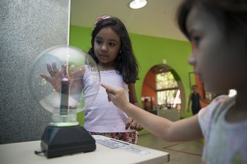 Aniversário Escola da Ciência Física