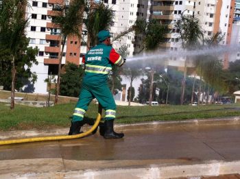 Limpeza e paisagismo Parque Chácara Paraíso