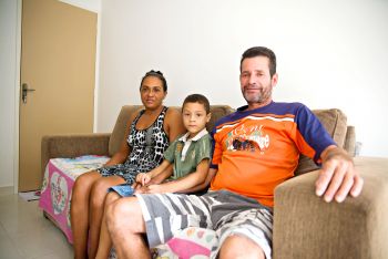Família de Ailza Rocha Santos no Residencial Tabuazeiro