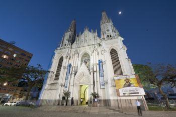 Iluminação recuperada na Catedral Metropolitana de Vitória