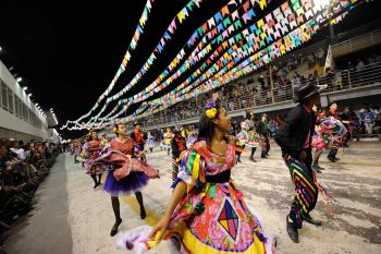 Festival de Arraiás no Sambão do Povo