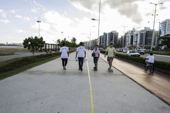 Area de Pedestres, skatistas e patinadores - panfletagem