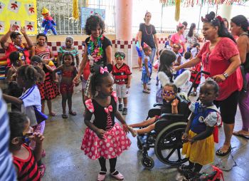 Família Real do Carnaval no Cmei Sinclair Pillips