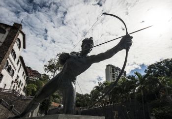 Estátua do Índio Arariboia restaurado