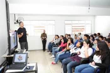 Palestra do Artista Waldo Dalvi