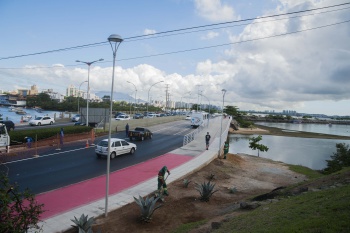 Nova ciclovia na Ponte de Camburi
