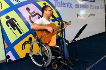 II Tarde Informativa do CRPD: apresentação de Josias Barbosa. Talentos portadoras de deficiência