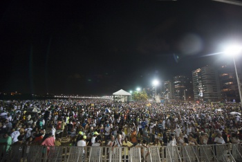 Fogos no Réveillon de Camburi