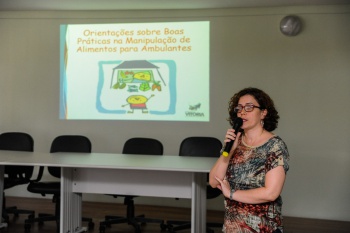 Curso de higiene e atendimento aos turistas para ambulantes - Joice