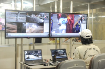 Carnaval 2015 - Sambão do Povo - Vídeo Monitoramento da Guarda Civil Municipal