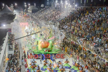 MUG - Mocidade Unida da Glória - Campeã do Grupo A do Carnaval 2015