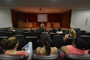 Cine Servidor Dia da Mulher