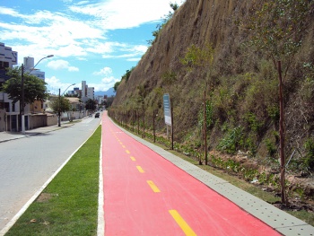 Implantação da Ciclovia em Jardim Camburi