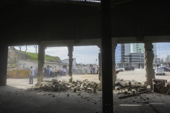 Demolição do galpão de Andorinhas