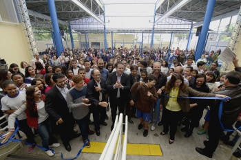 Entrega da EMEF Alvaro de Castro Mattos