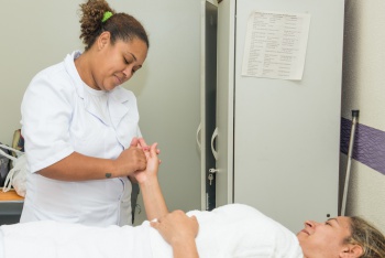 CURSO DE CAPACITAÇÃO EM MASSAGEM