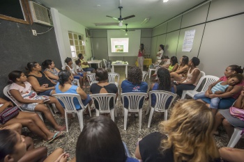 Oficina do Mel no CRAS Jucutuquara