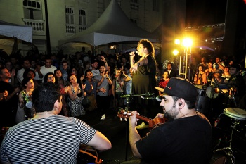 Marcelle Motta e Café com Fumaça no lounge