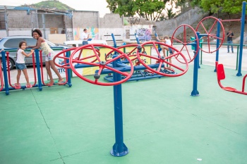 Entrega da Academia Popular do Idoso no bairro Jesus de Nazareth