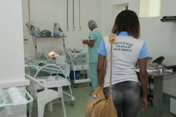 Equipe do Centro de Vigilância em saúde Ambiental fará vistoria nas maternidades de Vitóriapara combater possíveis criadouros de Aedes Aegypti