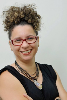 Lilian Menenguci. Memórias de Alfabetização: narrativas sobre aprender a ler e a escrever