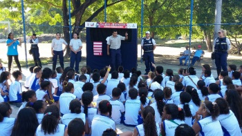 Ação da Guarda no Maio Amarelo com crianças