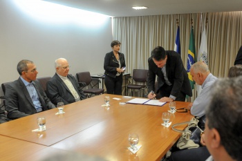Assinatura da Lei da Pichação