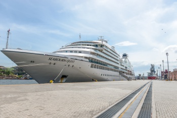 Navio de Cruzeiro no Porto de Vitória