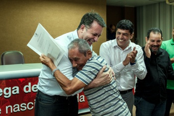 Entrega de escrituras