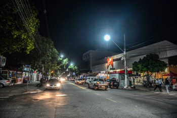 NOVA ILUMINAÇÃO NA AVENIDA MARECHAL CAMPOS