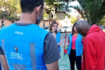 Abordagem de rua Romão