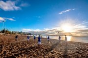 Praia de Camburi ao amanhecer