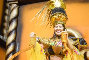 Desfile da Escola de Samba Jucutuquara no Carnaval 2018