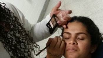 Aula do curso de Design de Sobrancelhas