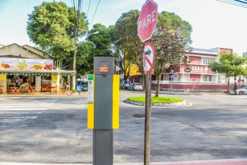 Rua Almirante Tamandaré na Praia do Suá - local da instalação dos parquímetros