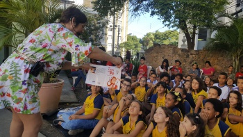 Contadora de histórias Neusa Jordem