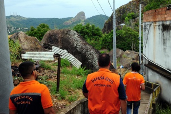 Ação Defesa Civil com Drone no Morro do Jaburu