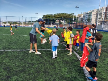 Secretaria de Esportes abre vaga para escolinha de futebol no Atlântica Parque
