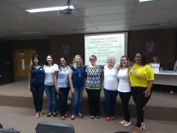 Representantes das organizações eleitas para o triênio 2019-2022 do concav