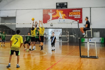 Final do Vôlei Masculino nos Jogos Escolares de Vitória entre E.E.E.F.M. Almirante Barroso enfrentando o Colégio Estadual
