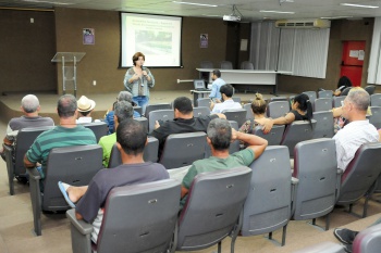 Eleição de membros do Conselho do Plano de políticas-Urbanas Regional 4